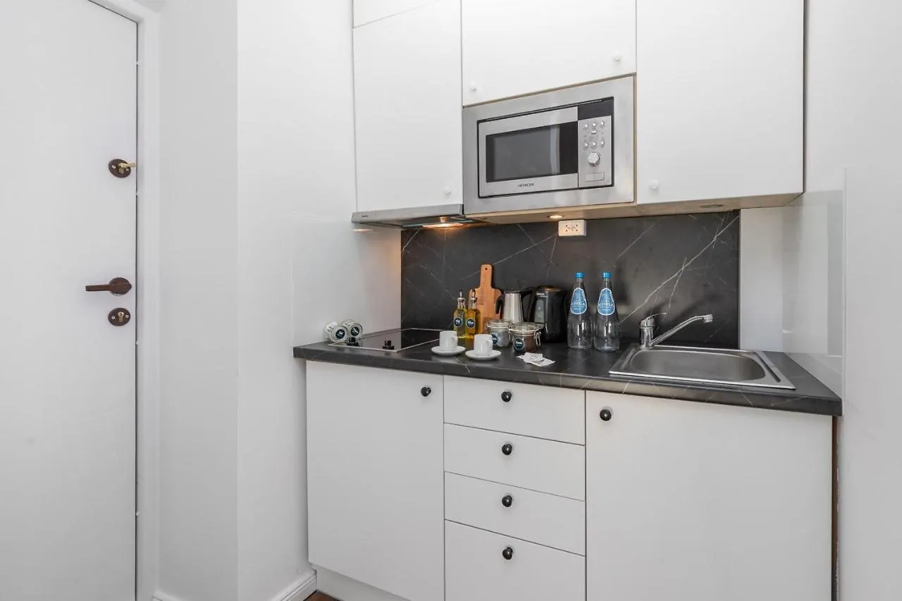 Rent Like Home - Zlota 11 Warsaw Poland